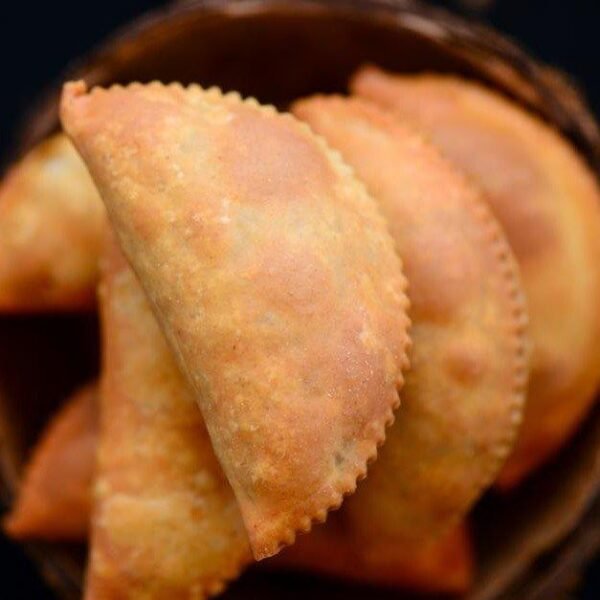 Dry Mewa Gujiya - 8Pc - Image 2